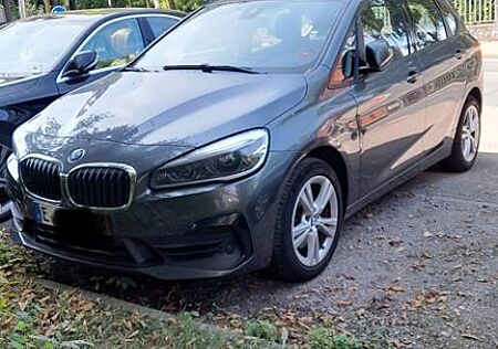 BMW 2er 220 Active Tourer 220i Steptronic DCT Advant...