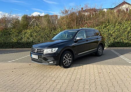 VW Tiguan Allspace Volkswagen 2.0 TDI SCR Comfortline Comf...