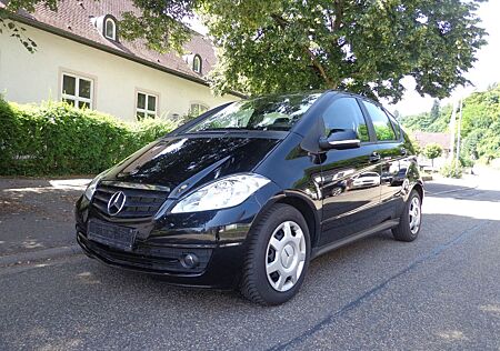Mercedes-Benz A 150 A -Klasse Automatik Tempomat Blue. Sitzhei