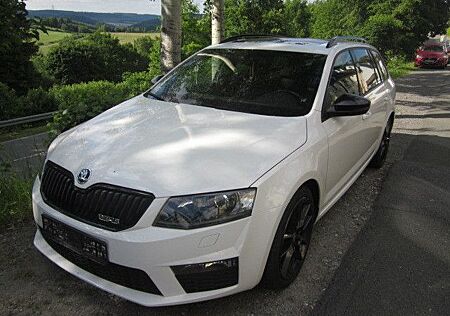 Skoda Octavia 2.0 TSI RS Combi RS
