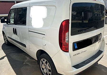 Fiat Doblo SX Maxi 5-Sitzer Diesel 88KW