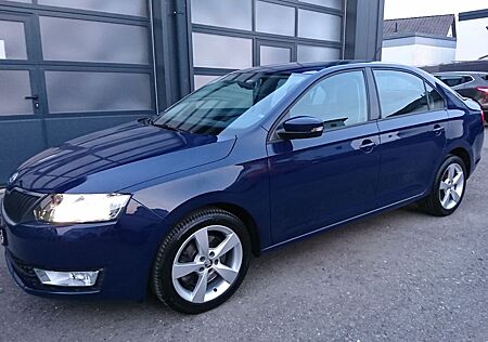 Skoda Rapid Style Limo 1.4 TSI DSG Xenon/AHK/SHZ/PDC