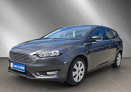 Ford Focus 1.5 EcoBoost Titanium *Navi*SHZ*