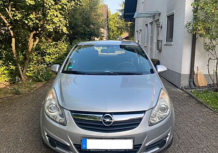 Opel Corsa D 1.2 TÜV bis 2027