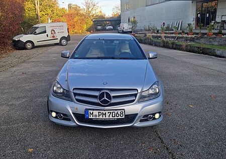 Mercedes-Benz C 180 gebraucht kaufen Mercedes-Benz C 180 Coupé -