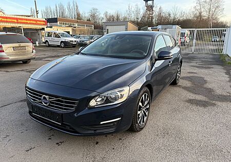 Volvo V60 Kombi Kinetic, Navi, Klimaautom. PDC, Kamera