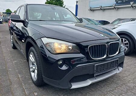 BMW X1 18 d xDrive/Navi/Panoramadach/PDC/AHK
