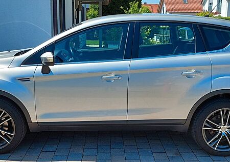 Ford Kuga 2,0 TDCi 4x4 120kW Titanium PowerShift ...