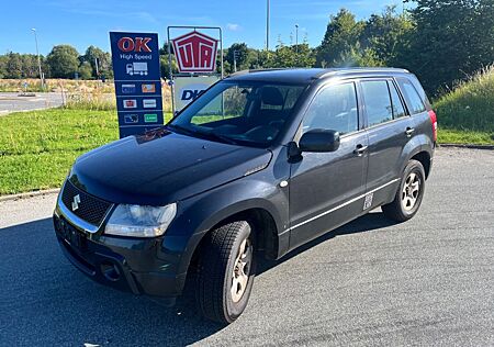 Suzuki Grand Vitara 2.0 Club