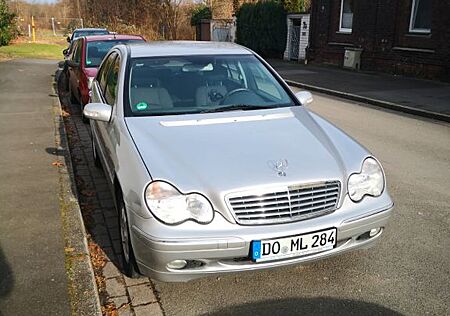 Mercedes-Benz C 180 ELEGANCE Elegance