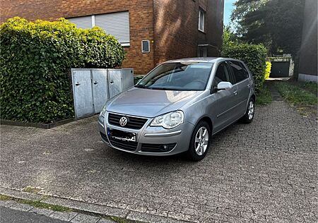 VW Polo Volkswagen 1.4 TDI/80Ps /TÜV -05/27