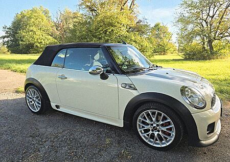 Mini Cooper S Cabrio , Bi-Xenon, 8-fach bereift