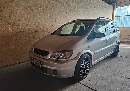 Opel Zafira A 2.0 Turbo OPC