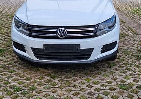 VW Tiguan Volkswagen 1.4 TSI 90kW BlueMotion Tech Trend & ...