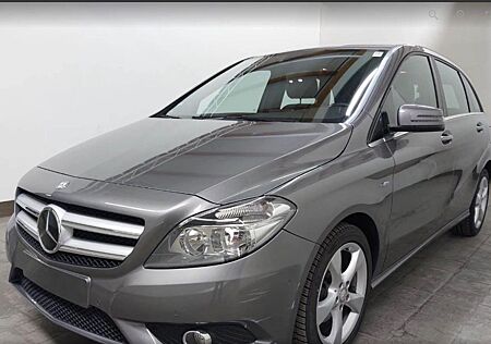 Mercedes-Benz B 180 /Automatik/nur 50000KM/Navi/Teilleder/Alus