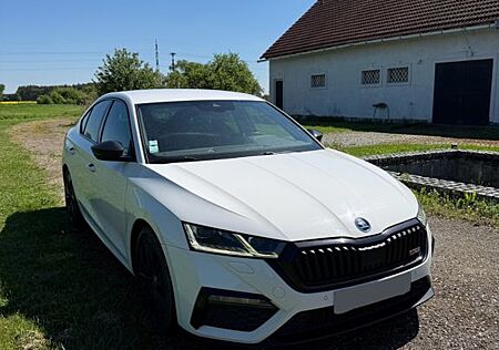 Skoda Octavia 2.0 TDI DSG RS
