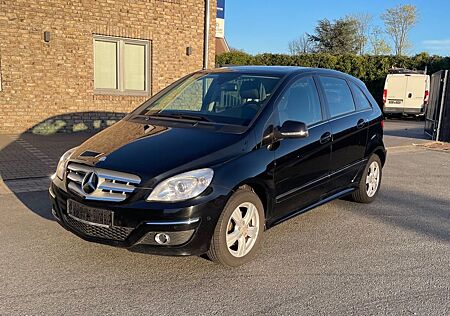 Mercedes-Benz B 150 -