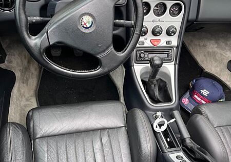 Alfa Romeo Spider 2.0 T.Spark L L
