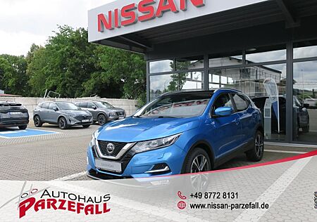 Nissan Qashqai 1.3 DIG-T DCT N-CONNECTA SHZ PANO 360