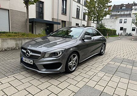 Mercedes-Benz CLA 200 AMG Line AMG Line