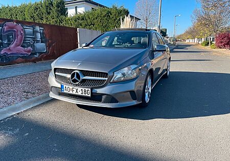 Mercedes-Benz A 200 d Voll Panorama Kamera Leder Spurhalte