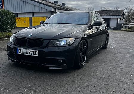 BMW 325d E90 M-Paket/Schiebedach/Leder