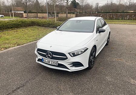 Mercedes-Benz 250 250e AMG-Line