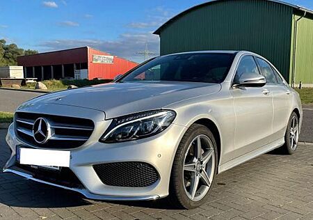 Mercedes-Benz C 220 d 4MATIC AMG Line Autom. AMG Line