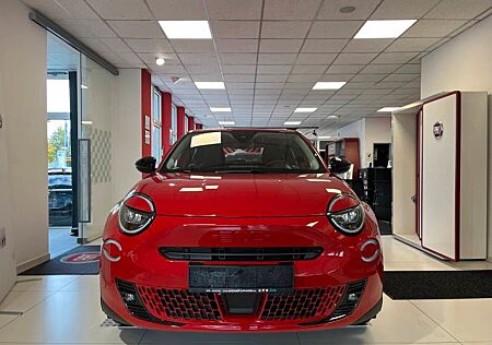 Fiat 600e (RED) 54 KW Keyless Go Carplay LED Ambiente