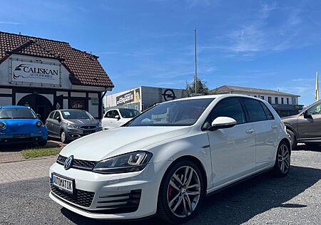 VW Golf Volkswagen VII Lim. GTD BMT *Kamera*PDC*Scheckheft