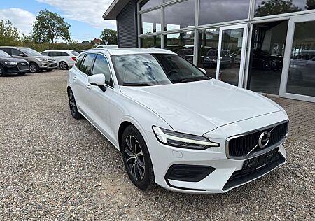 Volvo V60 Kombi Momentum Pro