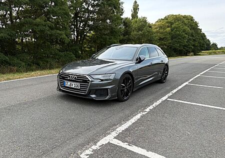 Audi A6 45 TDI S-Line Avant design quattro tiptronic