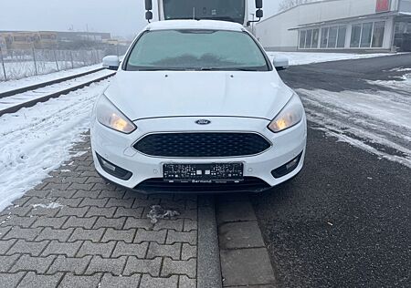 Ford Focus Turnier Business Automatk Neuer Motor