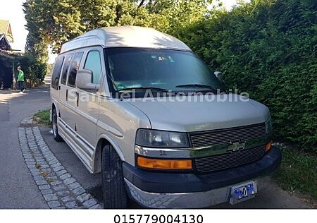 Chevrolet Express 5.3 V8 LPG STARCRAFT 4X4