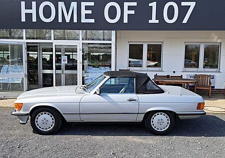 Mercedes-Benz SL 300 Silber / Leder schwarz/ Automatik