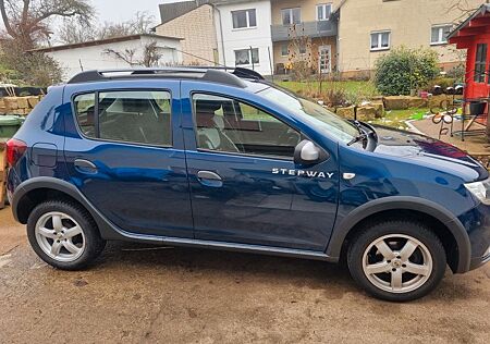 Dacia Sandero TCe 90 Stepway Essential Stepway Ess...
