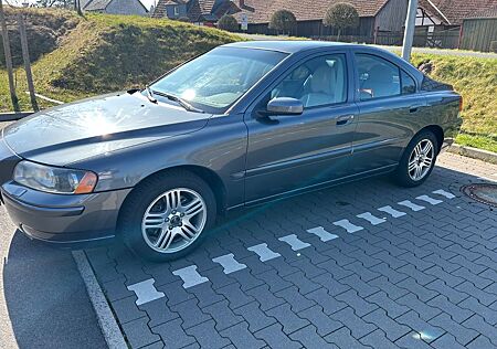 Volvo S60 2.4D Automat D5 Summum
