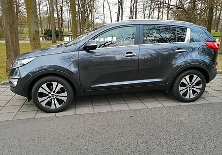 Kia Sportage 1.7 CRDi 2WD Dream-Team Dream-Team