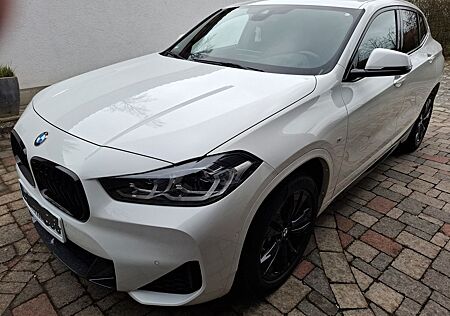 BMW X2 sDrive20i M Sport AHK HUD 8-fach bereift