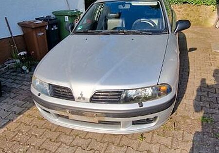 Mitsubishi Carisma 1,8 GDI Elegance Elegance