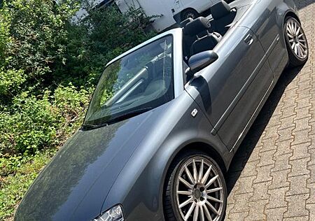 Audi A4 1.8 T Cabriolet -