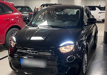 Fiat 500E Limousine - wie Neu -nur 6000km