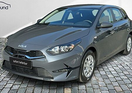 Kia Cee'd CEED III 1.5 T-GDi DCT Best DAB Navi Rückfahrk