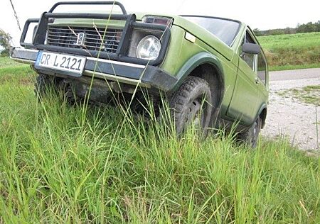 Lada Niva gebraucht kaufen Lada Niva 1.9D L