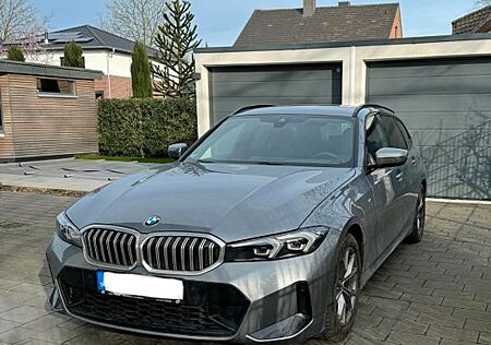 BMW 320d Touring M Sport Automatik M Sport