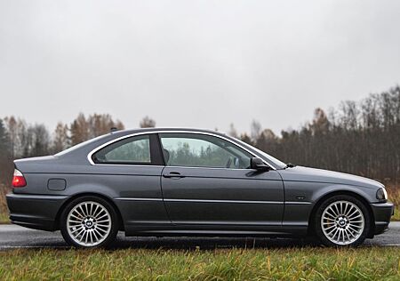BMW 320Ci - Coupe