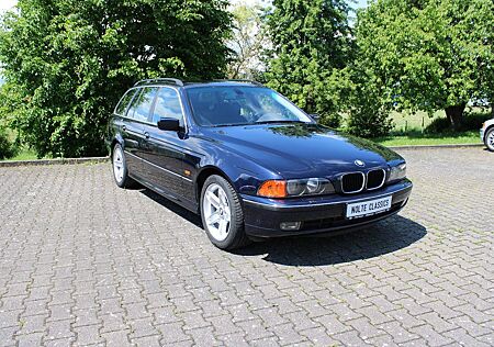 BMW 528i E39 Touring *2. Hand* *PDC* *Xenon*