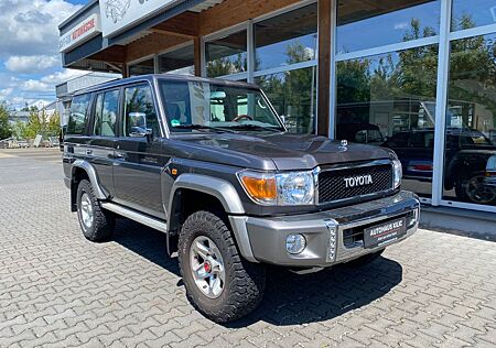 Toyota Land Cruiser GRJ76L Klima AHK 1.Hand