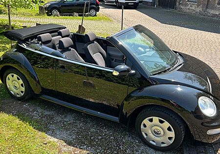 VW Beetle Volkswagen Cabrio 1.6 101 PS 1Y