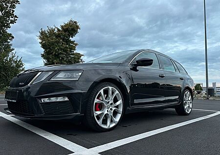 Skoda Octavia 2.0 TDI DSG RS Combi RS
